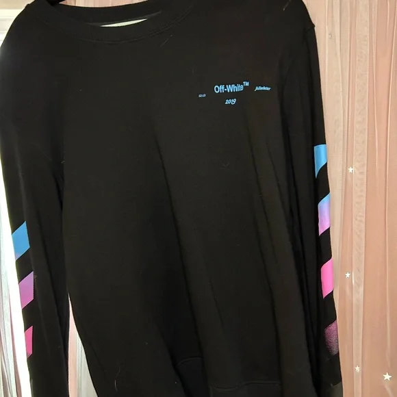 OFF WHITE DIAG GRADIENT CREWNECK SWEATSHIRT 💗🦋